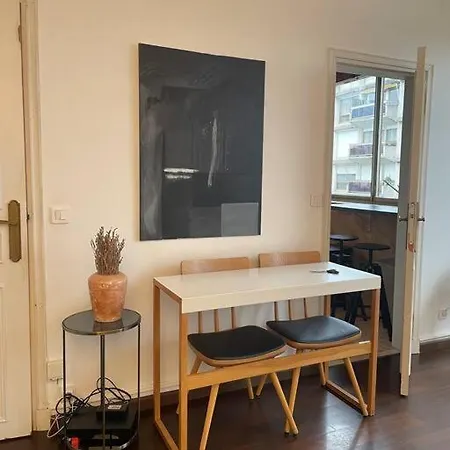 Grand Confortable A Saint-germain-des-pres Apartment